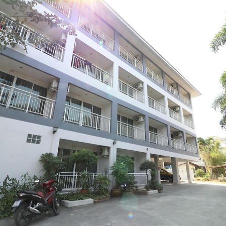 Oyo 75389 Pandora House Otel Pattaya Dış mekan fotoğraf