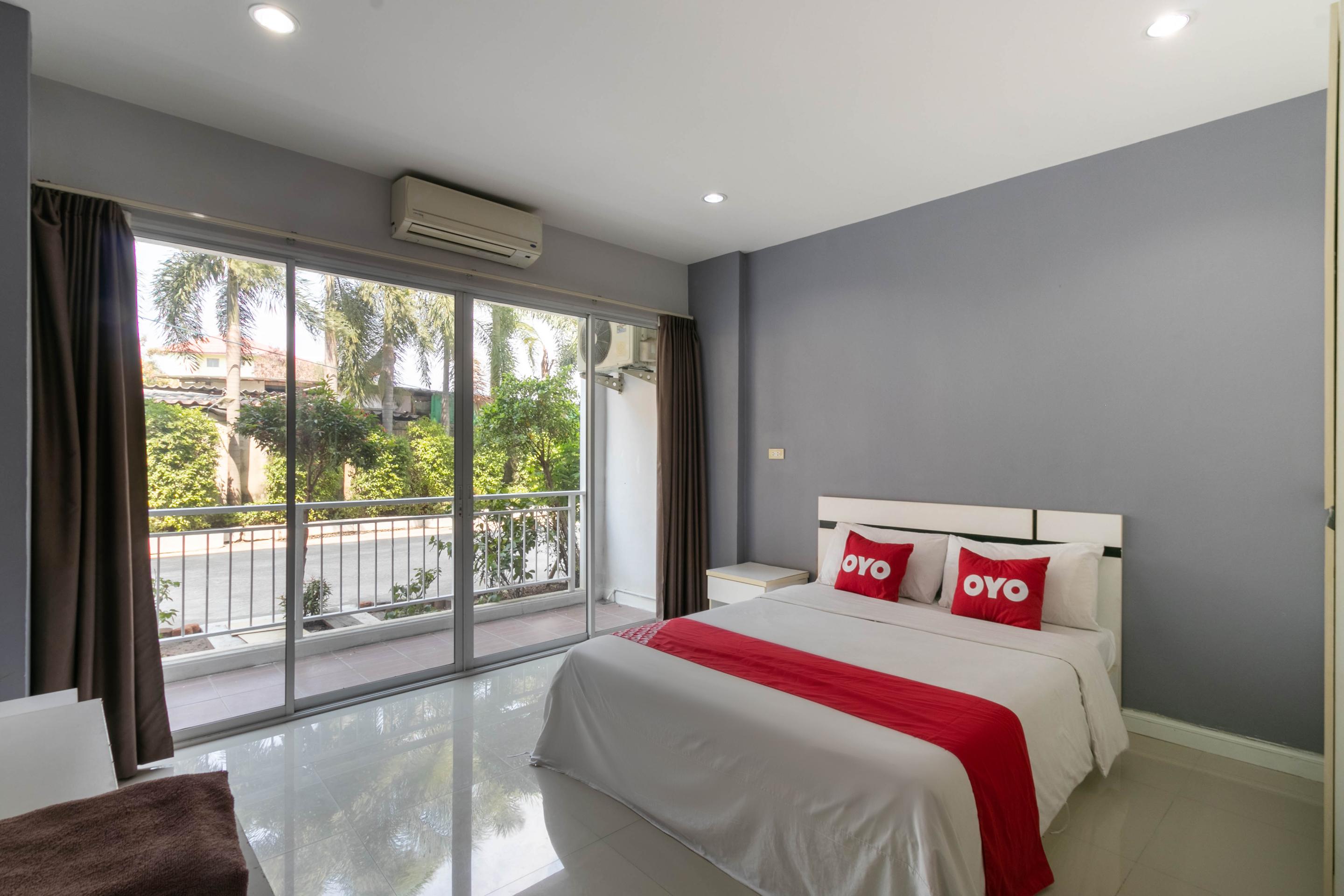 Oyo 75389 Pandora House Otel Pattaya Dış mekan fotoğraf