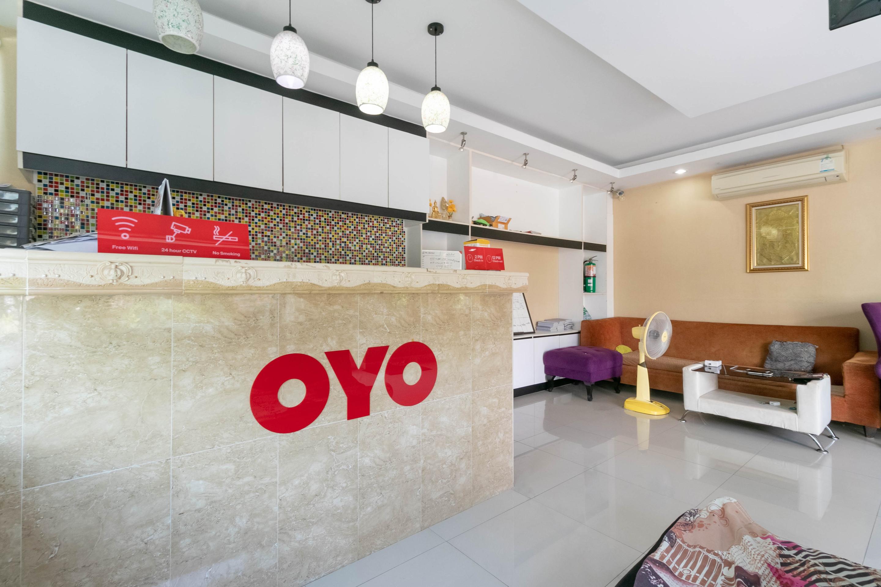 Oyo 75389 Pandora House Otel Pattaya Dış mekan fotoğraf