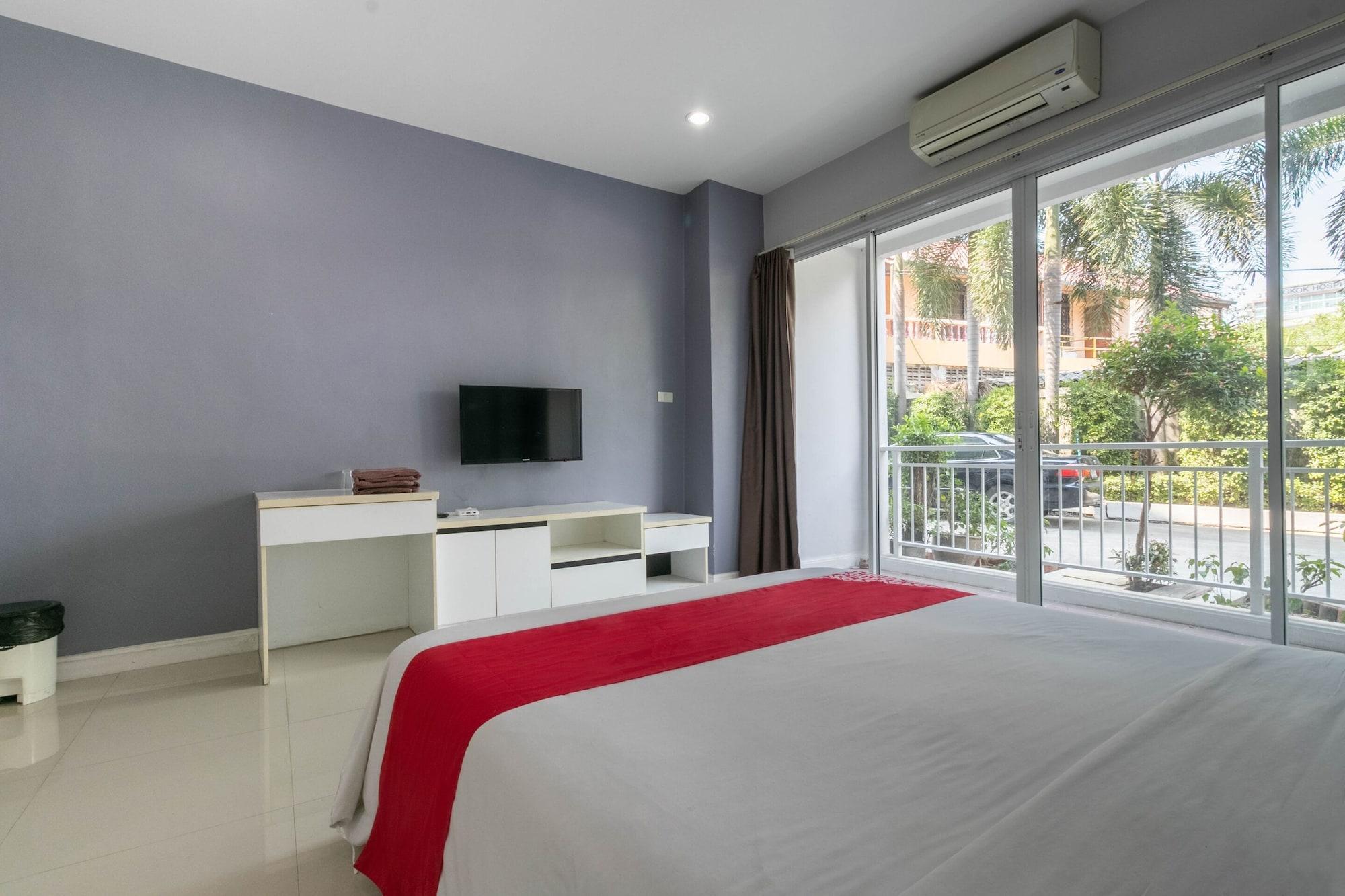 Oyo 75389 Pandora House Otel Pattaya Dış mekan fotoğraf