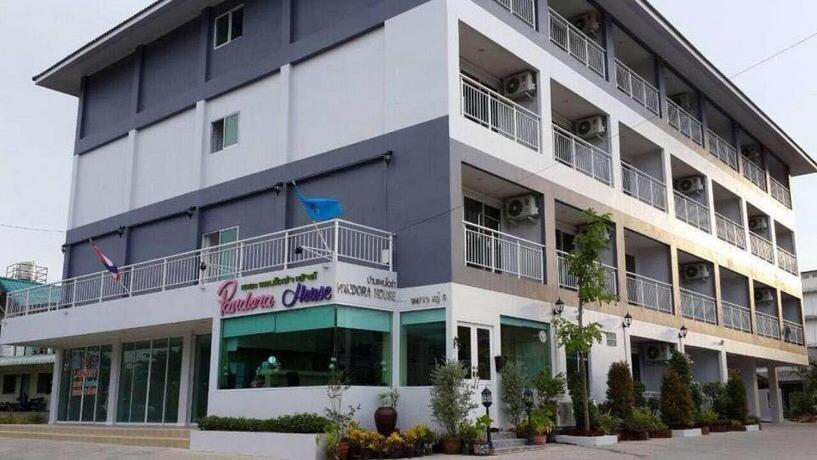Oyo 75389 Pandora House Otel Pattaya Dış mekan fotoğraf