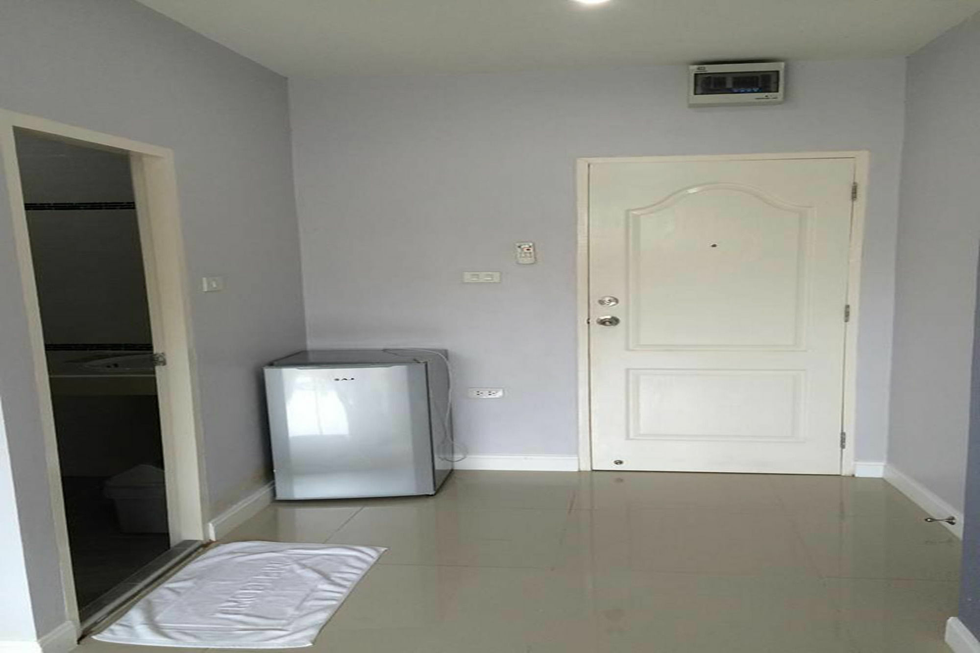 Oyo 75389 Pandora House Otel Pattaya Dış mekan fotoğraf