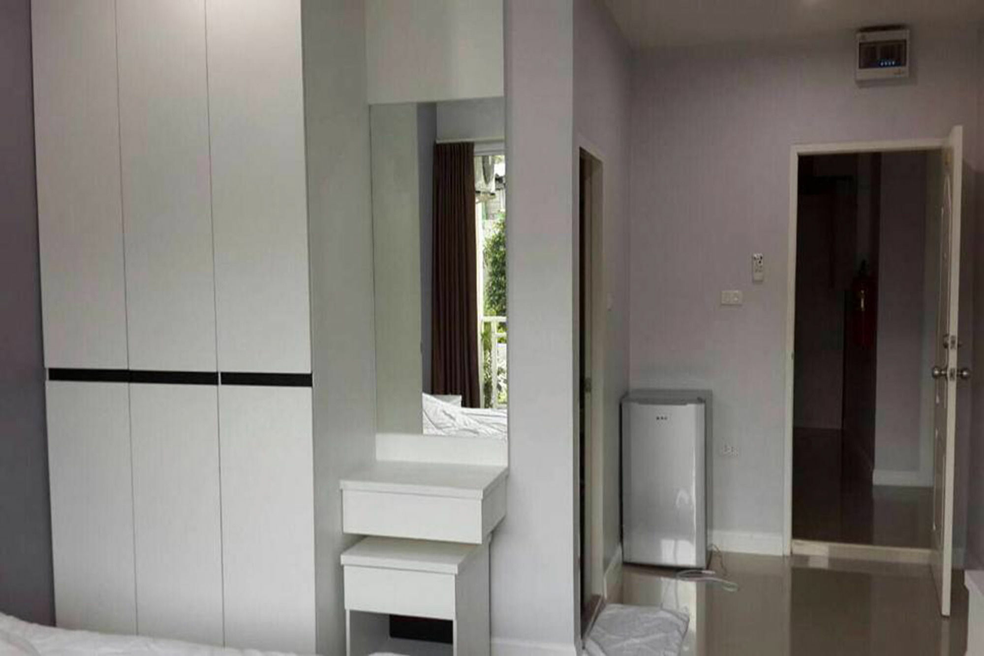 Oyo 75389 Pandora House Otel Pattaya Dış mekan fotoğraf